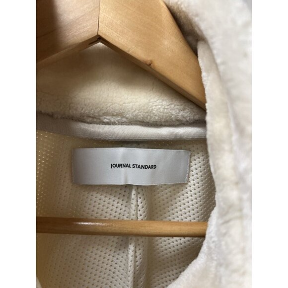 Journal standard F Cream Fuzzy Fleece Jacket - Picture 2 of 4